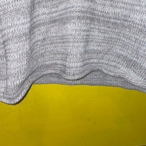 Columbia Turtleneck - Picture 3 of 3
